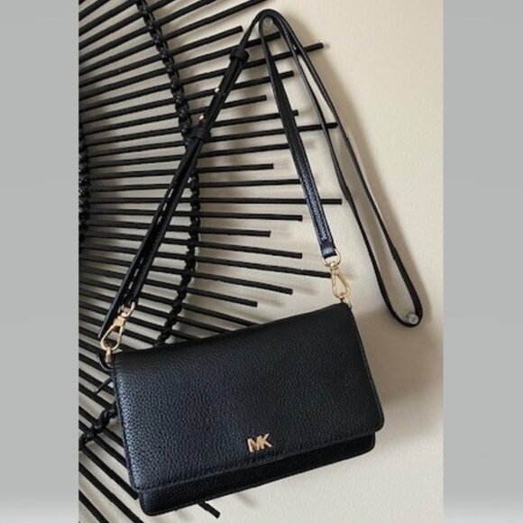 Michael Kors Crossbody Bag - Picture 1 of 6